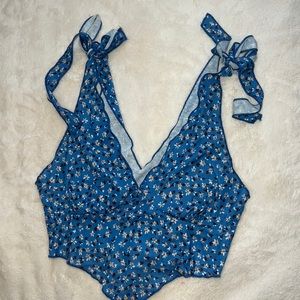 floral print top
